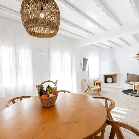 9 Muses Mykonos * Ornos (Mykonos)