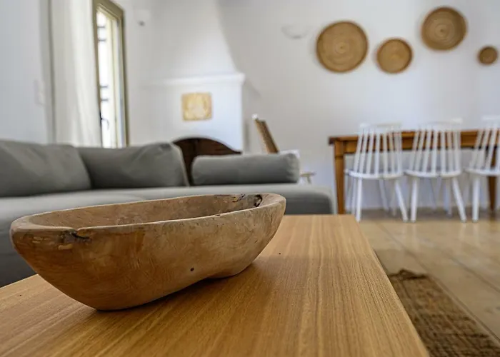 9 Muses Mykonos * Ornos (Mykonos)